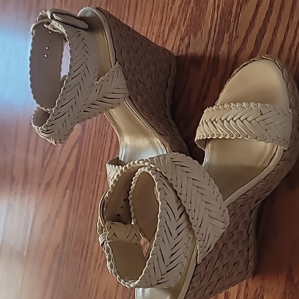 Stuart Weitzman Elixir Braided Leather Wedge Sandal, String Sz 8 $455
